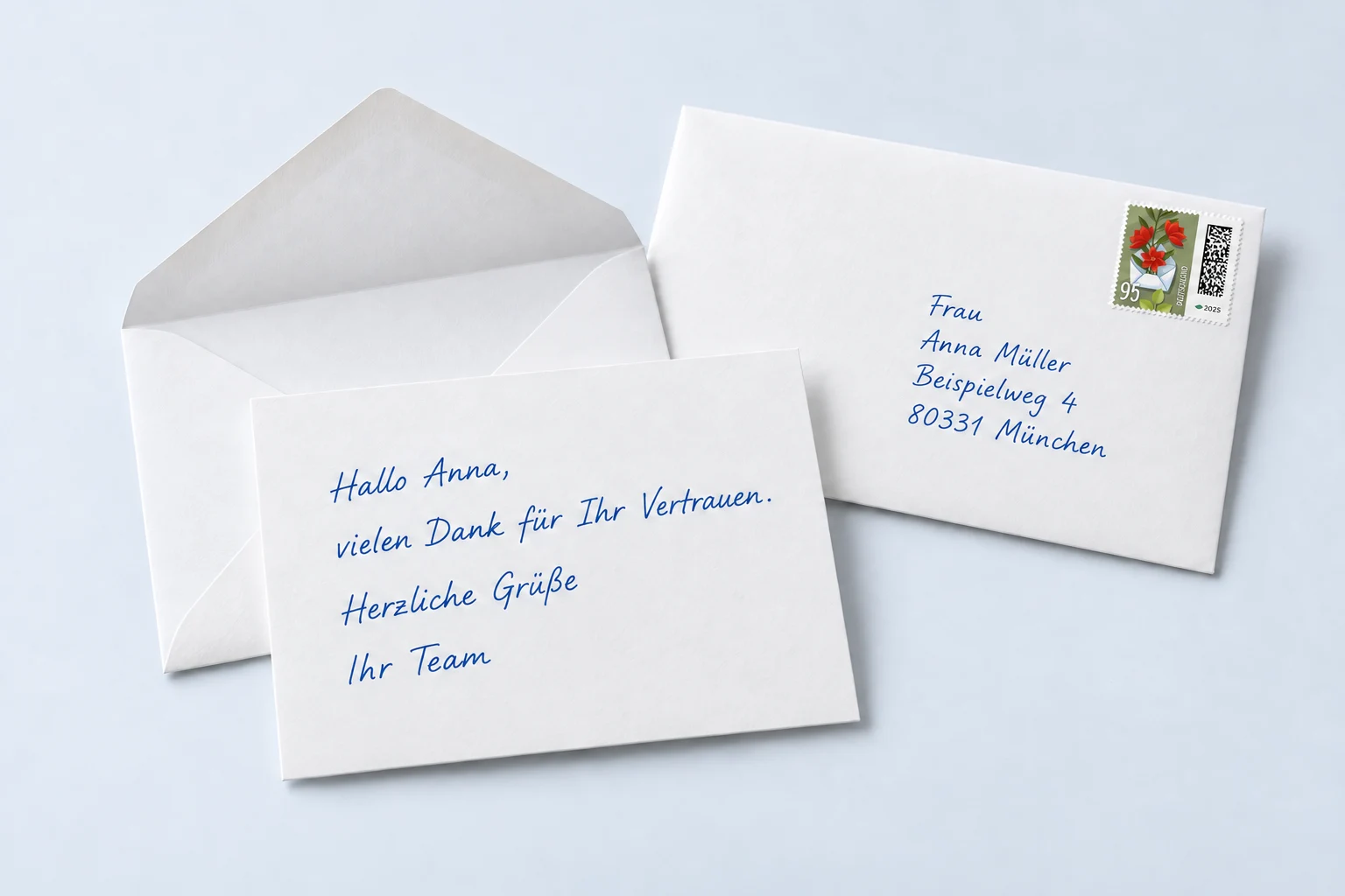 Handgeschriebene A6-Karte mit C6-Umschlag und 0,95-€-Briefmarke Blumenbrief